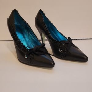 Irregular choice heels
